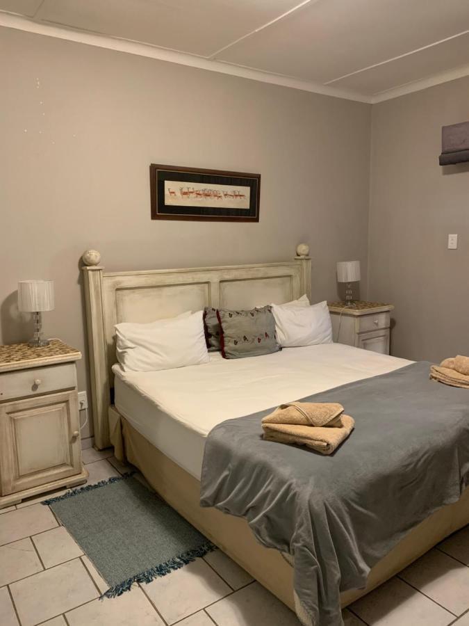 Hotel Pension Casa Africana Windhoek Eksteriør billede