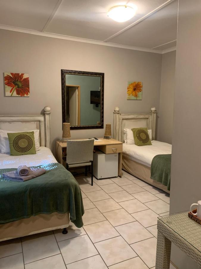 Hotel Pension Casa Africana Windhoek Eksteriør billede