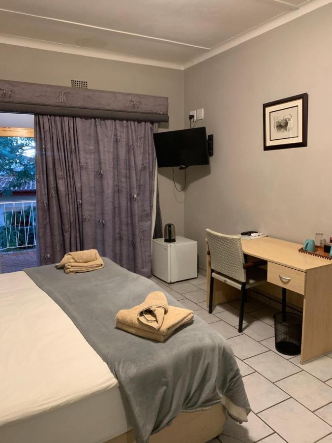 Hotel Pension Casa Africana Windhoek Eksteriør billede
