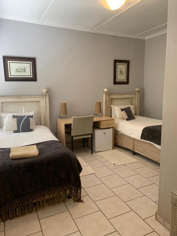 Hotel Pension Casa Africana Windhoek Eksteriør billede